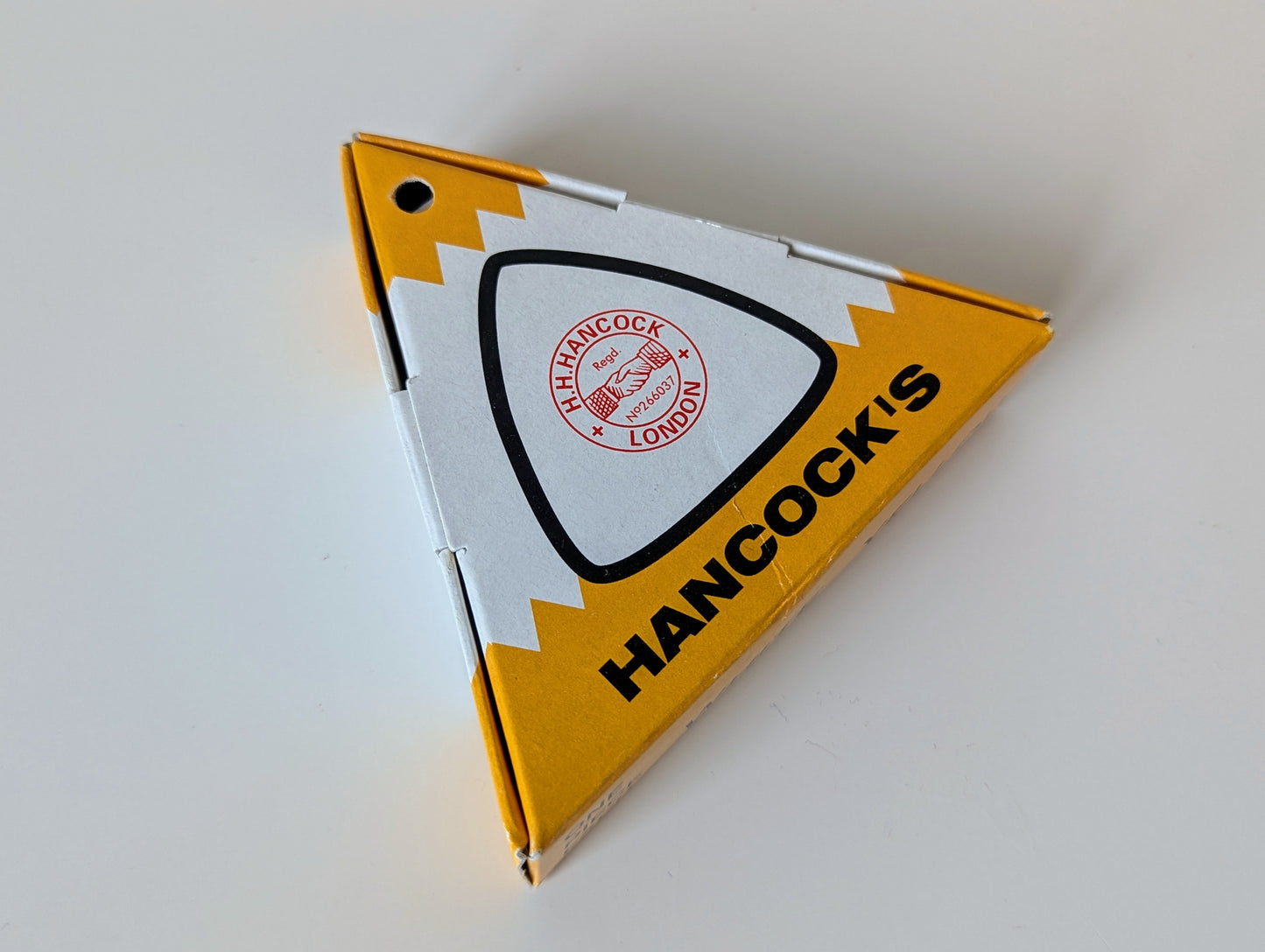 Hancock's - Garment Marking Chalk - 2 Pack Triangular